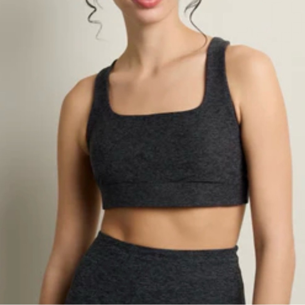 Double Scoop Yoga Charcoal Gray Sports Bra for Women in Heather